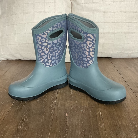 BOGS Rain boots (Neo Classic Metallic Leopard) - Picture 4 of 5